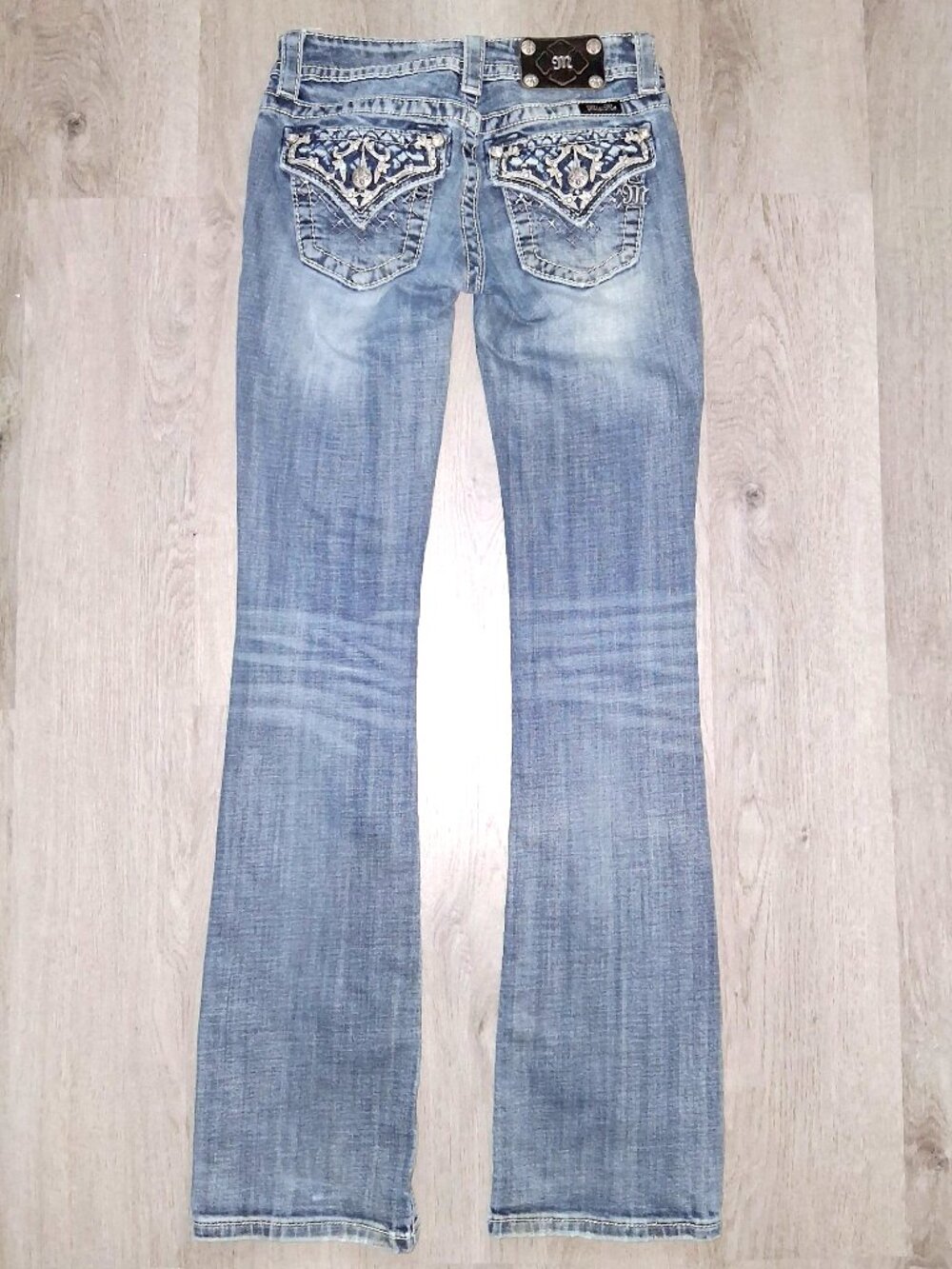 Miss Me Boot Cut Jeans Size 25 Rhinestone Bling Flap Pockets Distressed Denim